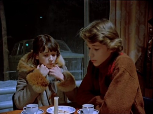 cap Love.And.Lies.Vam.i.ne.snilos.1980.DVDRIP.x264.AAC.Rus.Eng.French 00:36:36 02