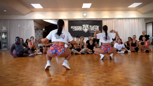 Hot Twerk Party Australian Twerk Champions ｜ Booty Factory Twerk Class ｜ Camabootie & Katie Hawkins 