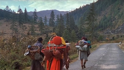 Travellers.And.Magicians.2003.1080p.AiUpscale.x264(EngSub+Rus) [Apollo777].mkv VLC media player 6 27