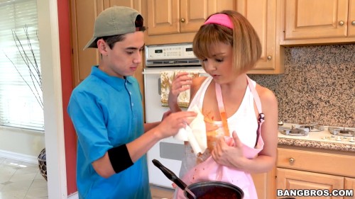 [BangBros] (Dillion Harper) Step Siblings Caught XXX (2017) (1080p HEVC) [GhostFreakXX].mp4 snapshot