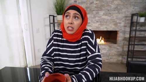 [TeamSkeet Hijab Hookup] (Lilly Hall) Hijab Stepmom Learns How To Pleasure XXX (2021) (1080p HEVC).m